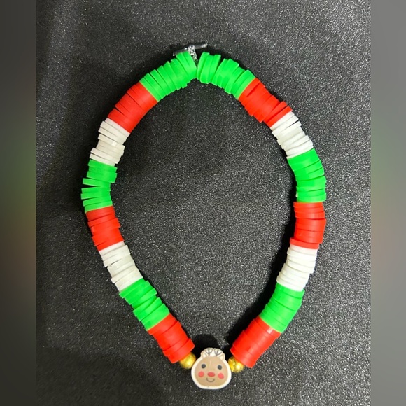 Reindeer (Christmas) Heishi Bracelet - Picture 5 of 6